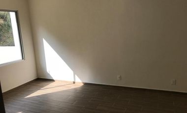 CASA EN VENTA EN PUERTA DEL SOL!