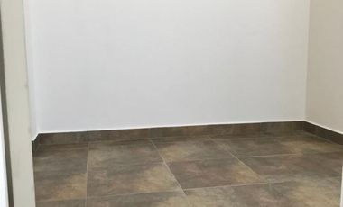 CASA EN VENTA EN PUERTA DEL SOL!