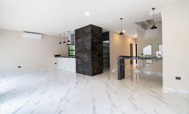 CASA NUEVA EN RESIDENCIAL VIA CUMBRES EN VENTA EN CANCUN COLDWELL BANKER