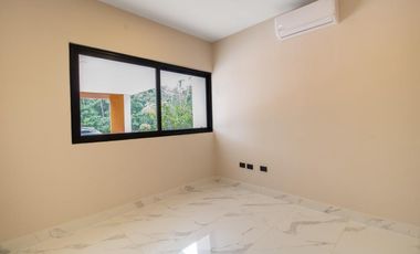 CASA NUEVA EN RESIDENCIAL VIA CUMBRES EN VENTA EN CANCUN COLDWELL BANKER