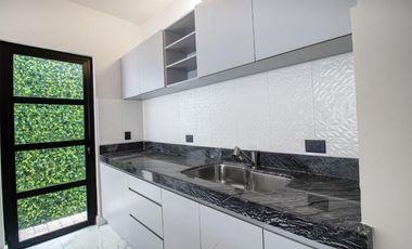 CASA NUEVA EN RESIDENCIAL VIA CUMBRES EN VENTA EN CANCUN COLDWELL BANKER