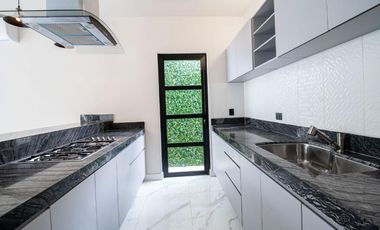 CASA NUEVA EN RESIDENCIAL VIA CUMBRES EN VENTA EN CANCUN COLDWELL BANKER