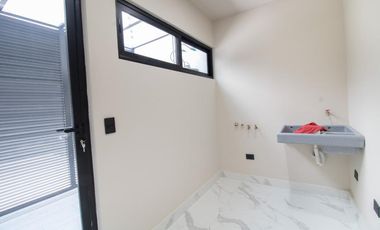 CASA NUEVA EN RESIDENCIAL VIA CUMBRES EN VENTA EN CANCUN COLDWELL BANKER