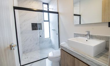 CASA NUEVA EN RESIDENCIAL VIA CUMBRES EN VENTA EN CANCUN COLDWELL BANKER