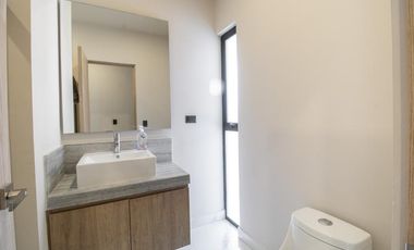 CASA NUEVA EN RESIDENCIAL VIA CUMBRES EN VENTA EN CANCUN COLDWELL BANKER
