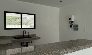 Casa en Preventa con Paneles Solares ,Merida , Una Planta/Alberca/3 Habitaciones
