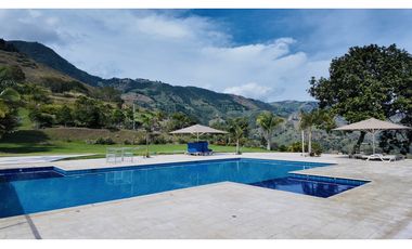 Arriendo finca Copacabana vereda el Zarzal Antioquia