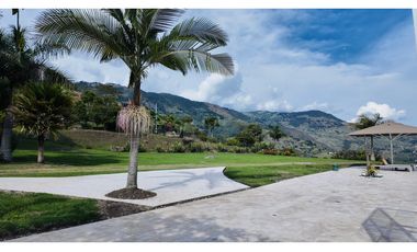 Arriendo finca Copacabana vereda el Zarzal Antioquia