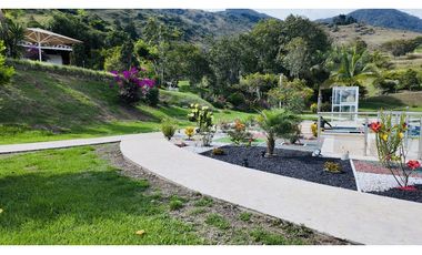 Arriendo finca Copacabana vereda el Zarzal Antioquia