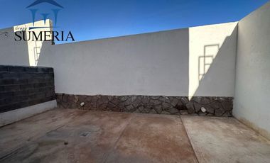 Casa en venta por la UVM (Tracia II)