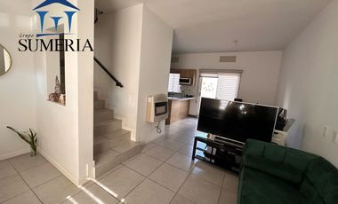 Casa en venta por la UVM (Tracia II)