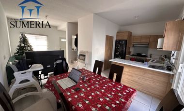 Casa en venta por la UVM (Tracia II)