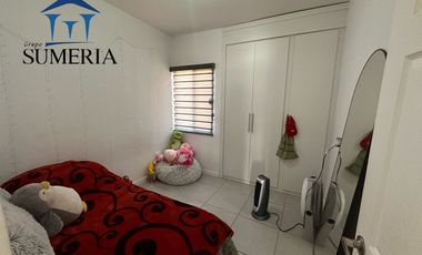 Casa en venta por la UVM (Tracia II)