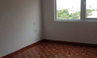 LOMAS COUNTRY RENTA DEPARTAMENTO 300M2