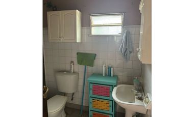 QUINTA EN HOSTERIA CON AMPLIO LOTE!!