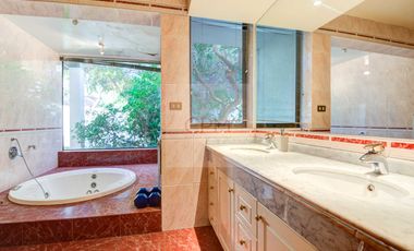 Casa en arriendo en LO BARNECHEA