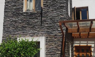 VENDO CASA - 3 DORMITORIOS - CUMBAYA TANDA - SALA DE ESTAR