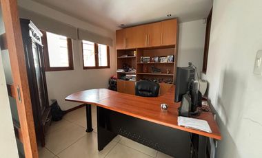 VENDO CASA - 3 DORMITORIOS - CUMBAYA TANDA - SALA DE ESTAR