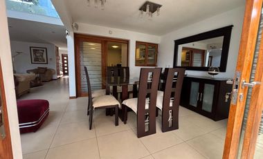 VENDO CASA - 3 DORMITORIOS - CUMBAYA TANDA - SALA DE ESTAR