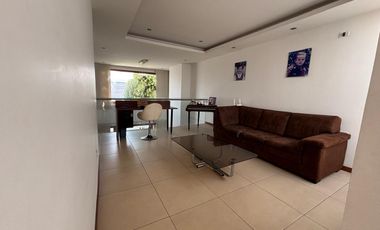 VENDO CASA - 3 DORMITORIOS - CUMBAYA TANDA - SALA DE ESTAR