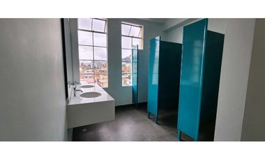 ARRIENDO OFICINA 325M2 REMODELADA CHAPINERO