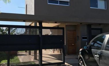 Casa - Lisandro Olmos Etcheverry