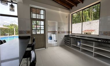 VENTA/PERMUTA CASA CAMPESTRE VIA MELGAR, LINO