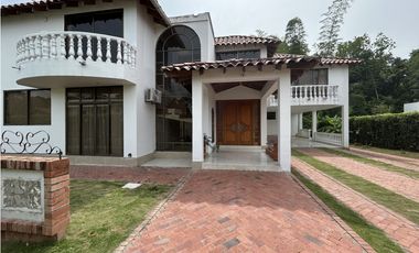 VENTA/PERMUTA CASA CAMPESTRE VIA MELGAR, LINO