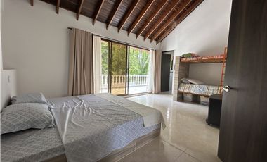 VENTA/PERMUTA CASA CAMPESTRE VIA MELGAR, LINO