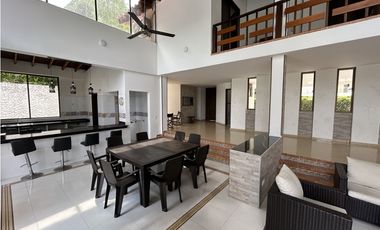 VENTA/PERMUTA CASA CAMPESTRE VIA MELGAR, LINO