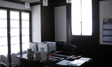 OFICINA / DEPARTAMENTO USO PROFESIONAL - CAPITAL - ACEPTA PERMUTA MENOR VALOR