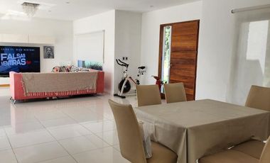 Casa en venta - 3 Dormitorios 1 Baño - 900mts2 - Ezeiza