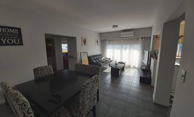 Departamento en venta - 2 Dormitorios 1 Baño - 65Mts2 - Monte Grande