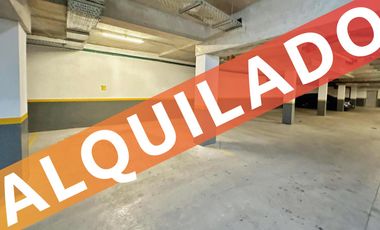 ALQUILER COCHERA 13 M2 CONGRESO