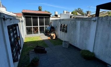 PH en venta - 2 Dormitorios 2 Baños - Cochera - 118Mts2 - Villa Sarmiento