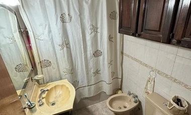 PH en venta - 2 Dormitorios 2 Baños - Cochera - 118Mts2 - Villa Sarmiento