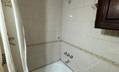 PH en venta - 2 Dormitorios 2 Baños - Cochera - 118Mts2 - Villa Sarmiento