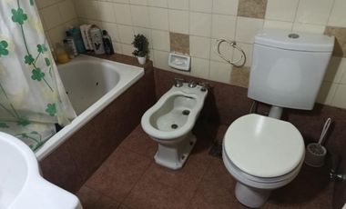 Departamento en venta - 2 Dormitorios 1 Baño - 52Mts2 - Flores