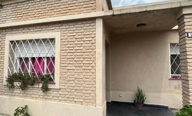 Casa - Claypole
