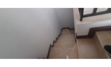 ARRIENDO APARTAMENTO EN LA CAROLA, MANIZALES | ARRIENDOS MANIZALES