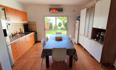 VENTA DÚPLEX 4 AMBIENTES EN MUNRO