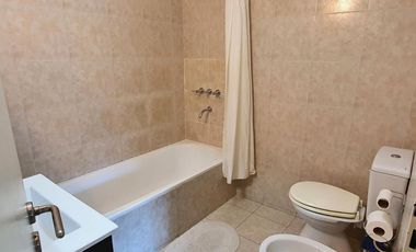 VENTA DÚPLEX 4 AMBIENTES EN MUNRO