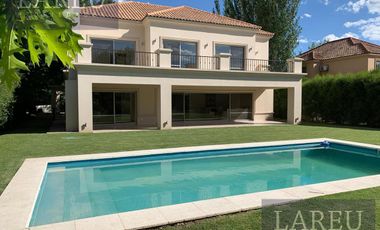 Casa - Ayres de Pilar