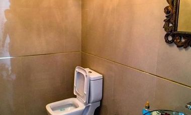 Casa en venta - 6 Dormitorios 6 Baños - Cocheras - 1000Mts2 - San Marco