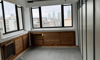 Piso alto, excelente estado, muy luminosa - 245m2