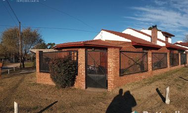 CASA DE 4 AMBIENTES- OPORTUNIDAD!!! - Mar De Ajo