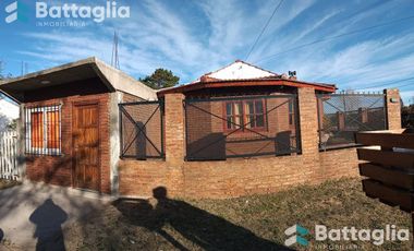 CASA DE 4 AMBIENTES- OPORTUNIDAD!!! - Mar De Ajo