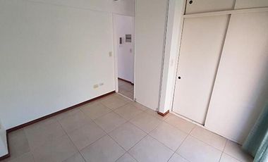 Departamento 2 amb c/balcón zona universidad -  Moron