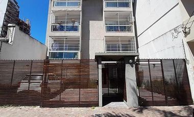 Departamento 2 amb c/balcón zona universidad -  Moron