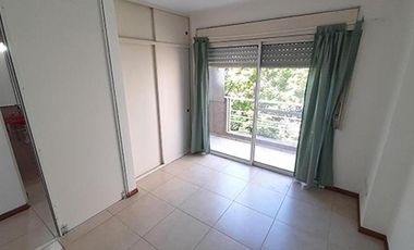 Departamento 2 amb c/balcón zona universidad -  Moron